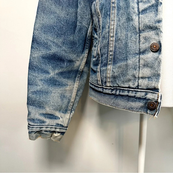 Vintage Levi’s Wool Lined Denim Jacket - Bomber / Trucker style - Picture 4 of 11